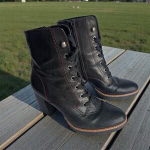 Naturalizer Callie Black Leather Lace-Up Ankle Boots